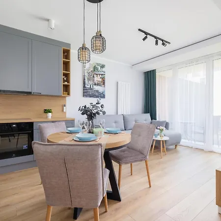 Elegancki Apartament W Krakowie Z Klimatyzacja I Dostepem Do Silowni By Noclegi Renters Exterior foto